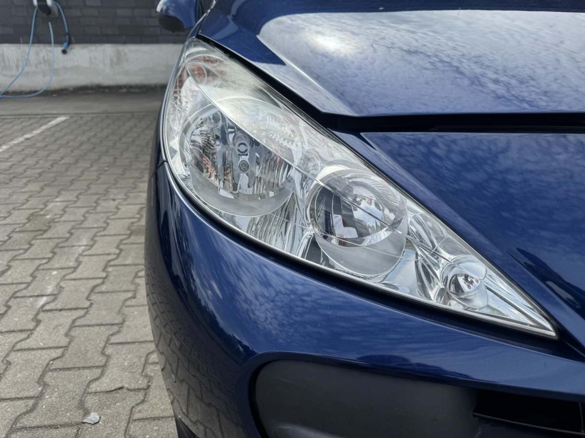 Peugeot 207SW original Scheinwerfer vorn rechts Halogen Bj.2009